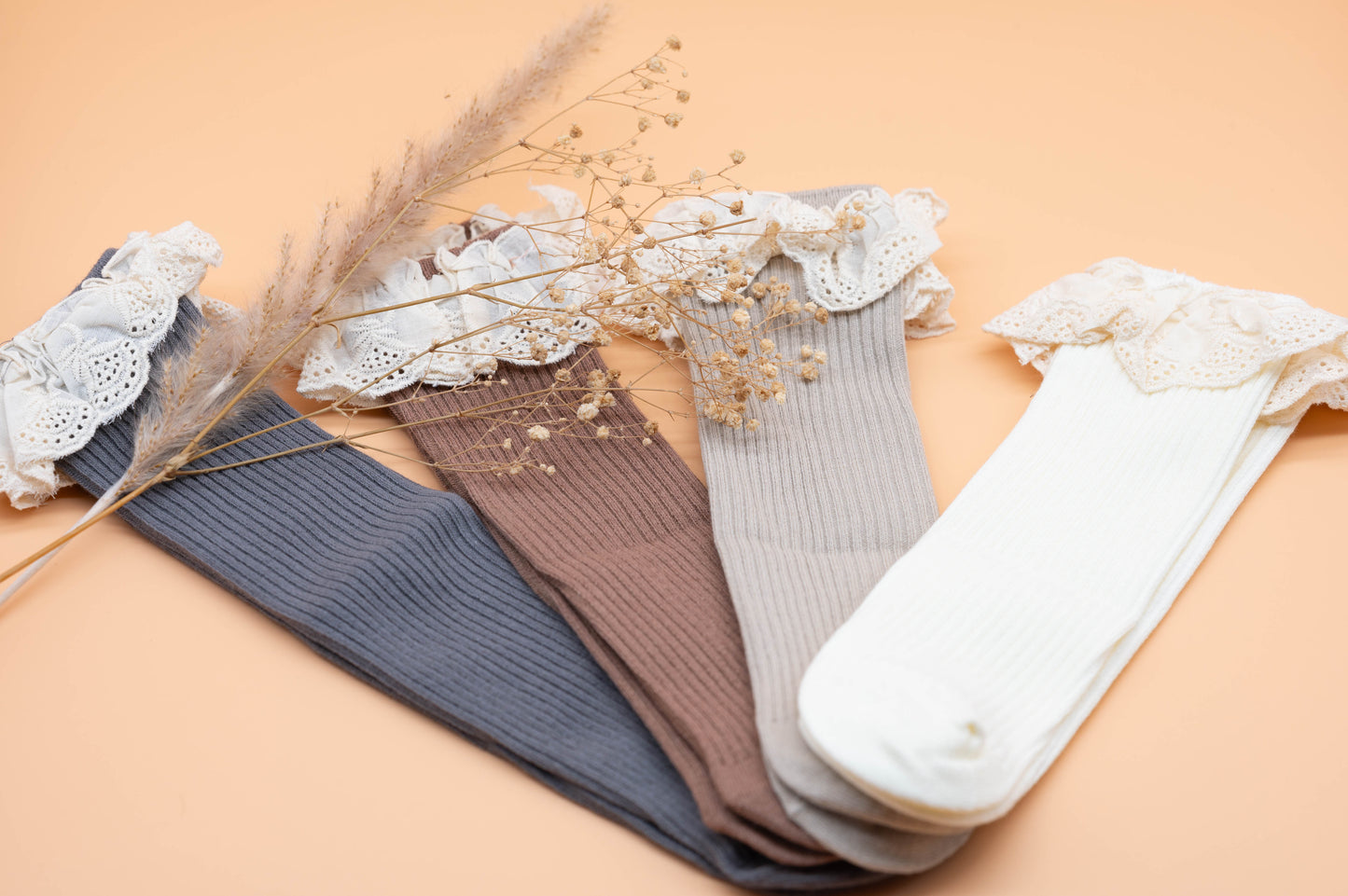 Kniestrümpfe gerippt mit Spitze