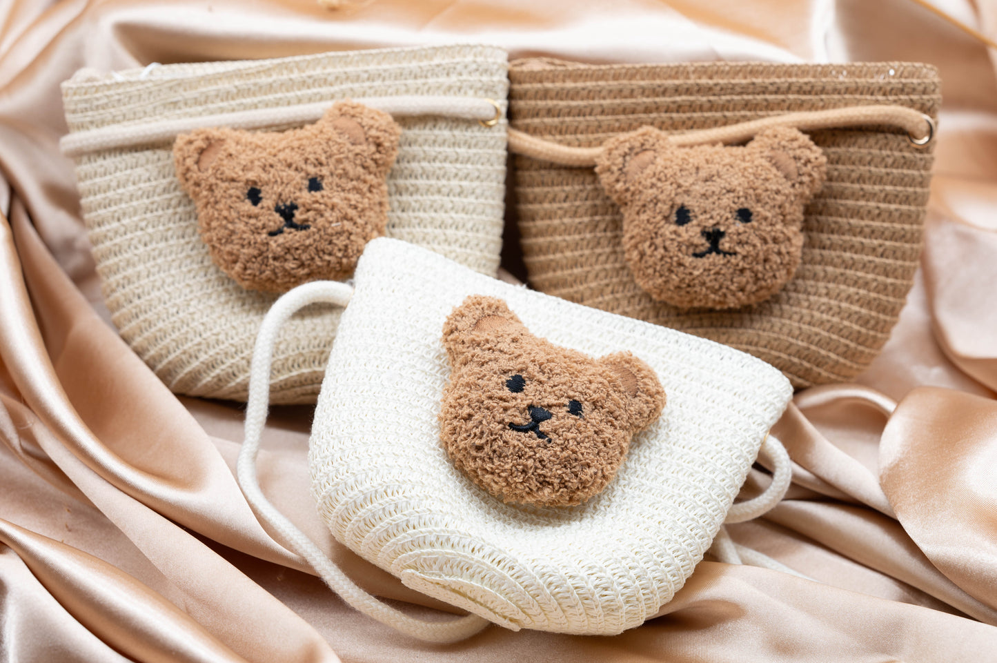 Hängetasche Bär mit Rattan