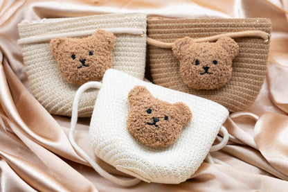 Hängetasche Bär mit Rattan